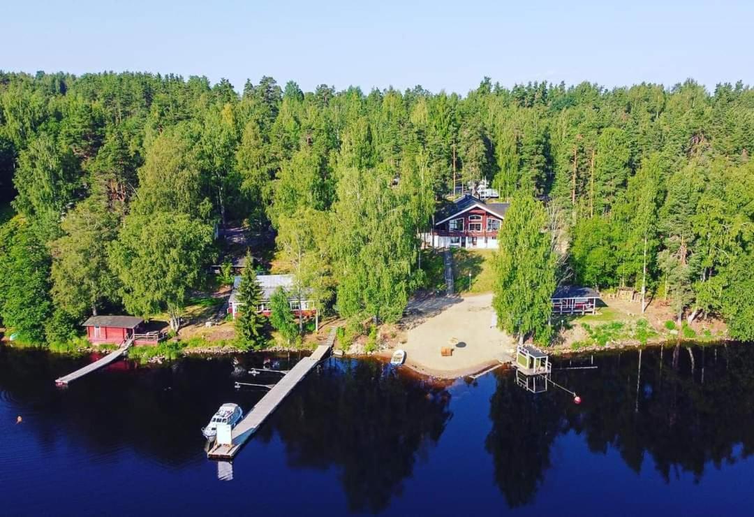 Hotelli Hirsiranta Ruokolahti Exterior foto